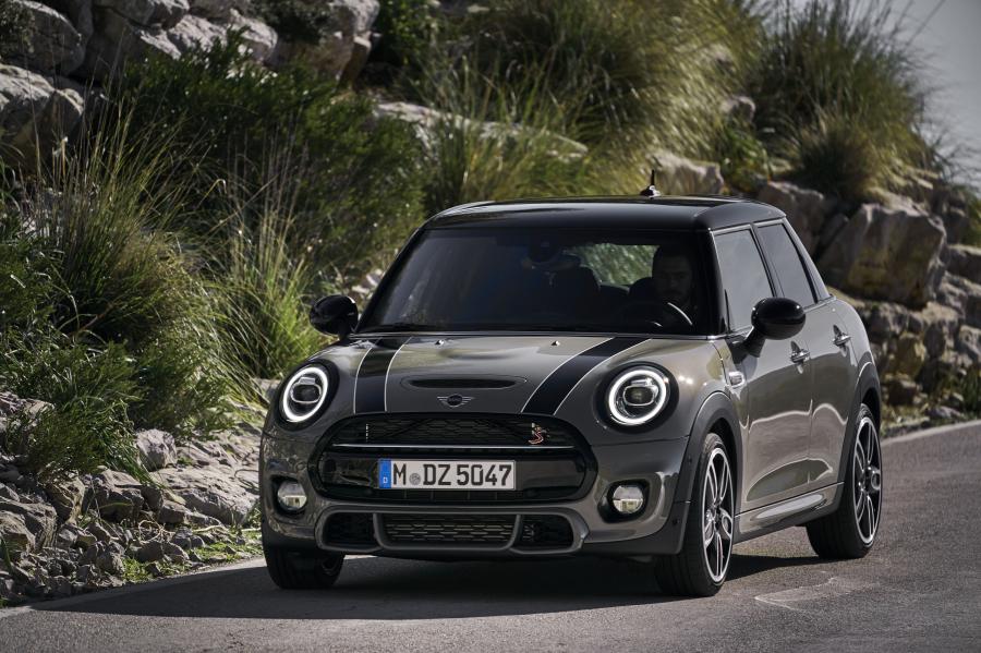  Mini Cooper S 5-Door (F56) 2018 года  (WW) (фото 30 из 86)